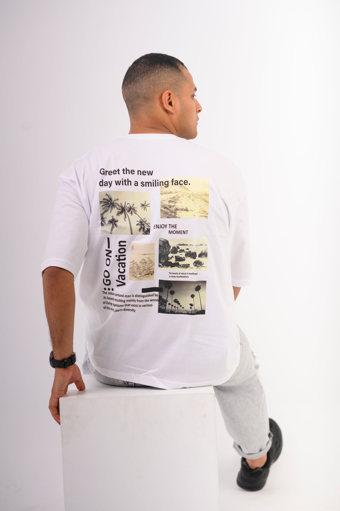 Oversized Go On Vacation T-shirt In White