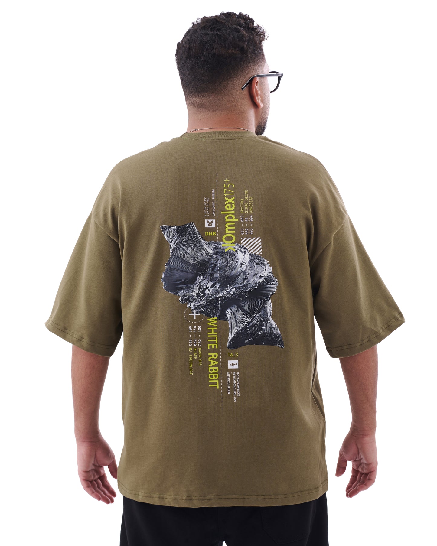 OVERSIZED RABBIT T-SHIRT